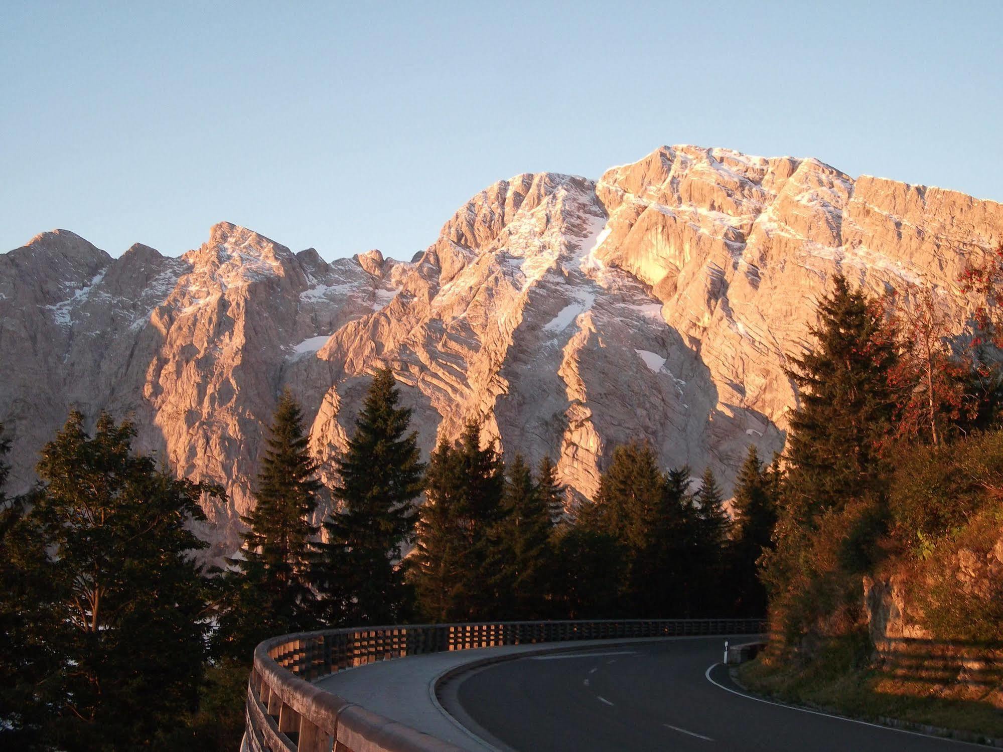 Alpen-Hotel Seimler Berchtesgaden Bagian luar foto